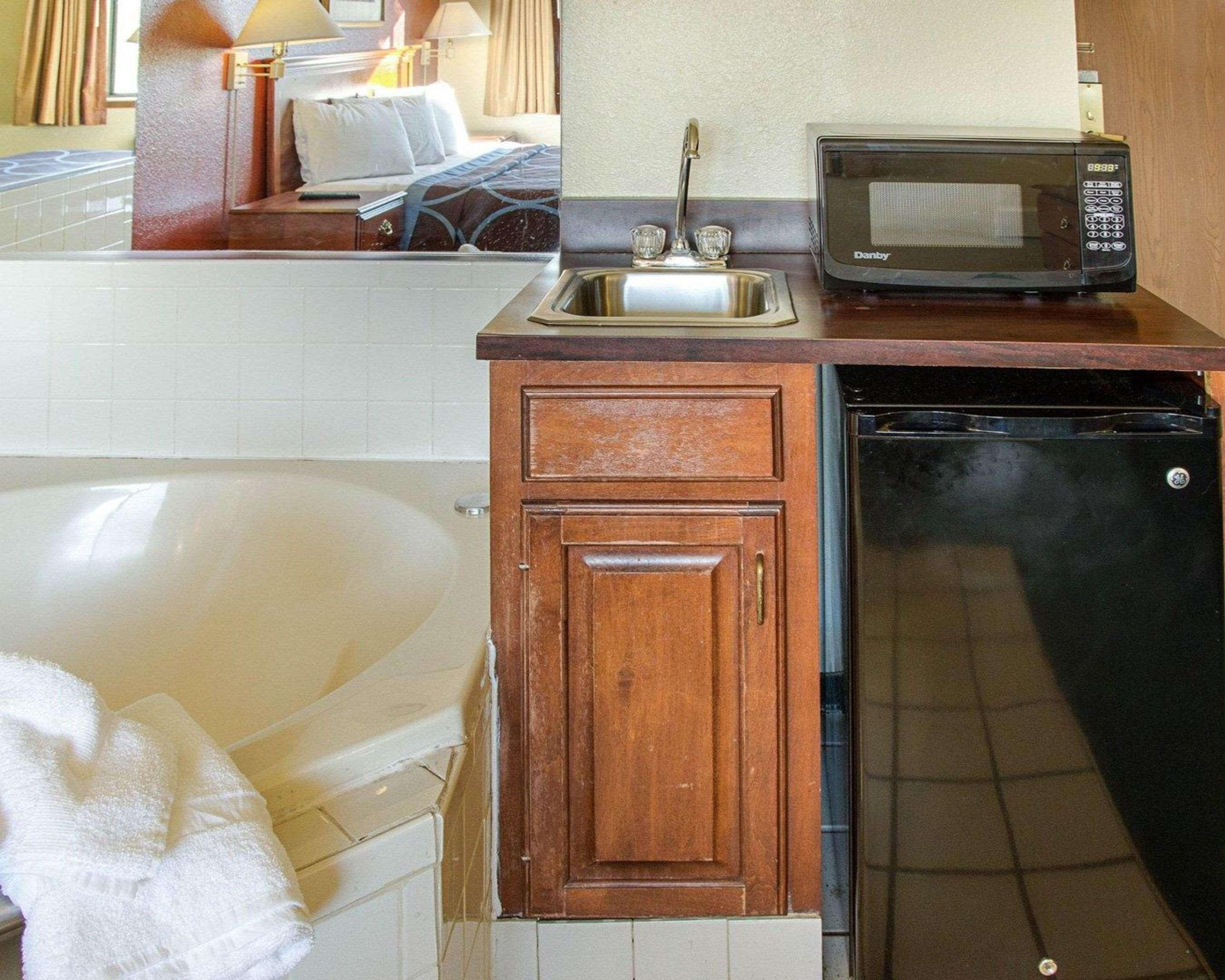 Rodeway Inn Florence - Cincinnati South 外观 照片